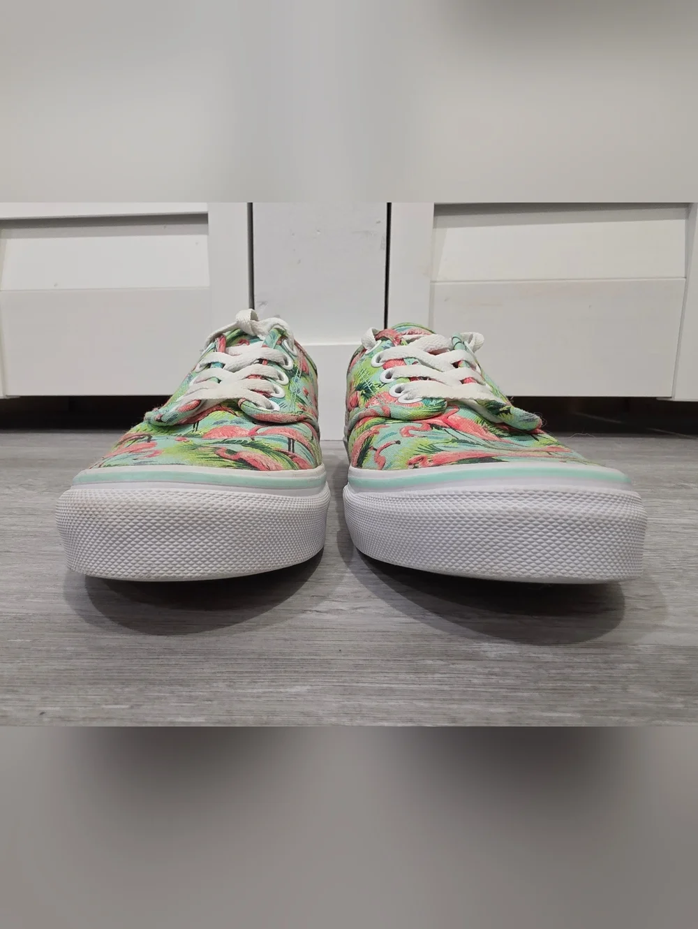 Vans Ultra Cush - Flamingo Tie Closure Shoes Sneakers Sz. 7.5 - NWOB - Picture 3 of 10